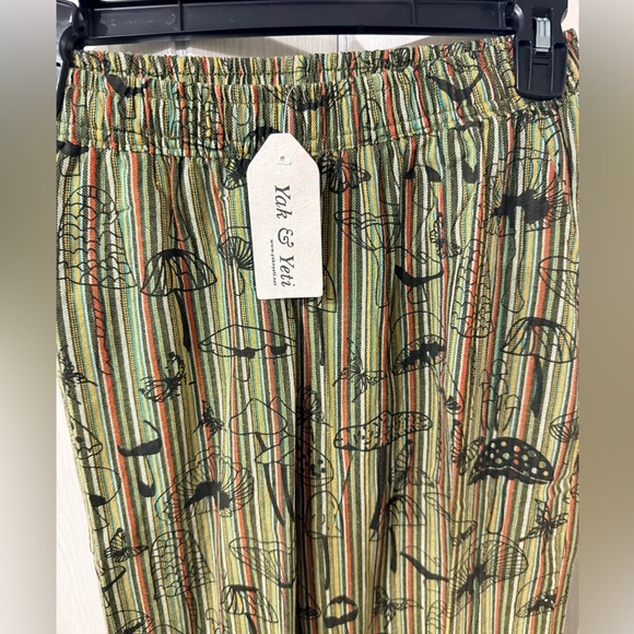 New Striped Green and Black Mushroom print comfy pants size medium ladies. - Picture 3 of 3